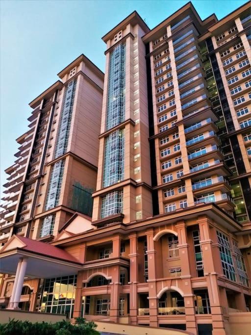 Boutique Studio- Riverine Diamond Kuching Exterior photo